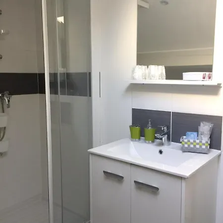 Apartman Avenue Gambetta - 4 Hyères